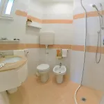 Hotel Holland 3*