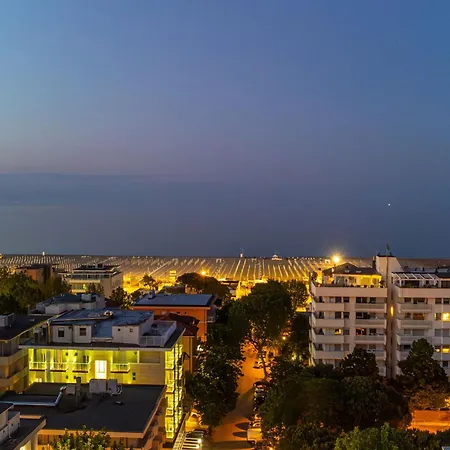 Holland Hotel 3*