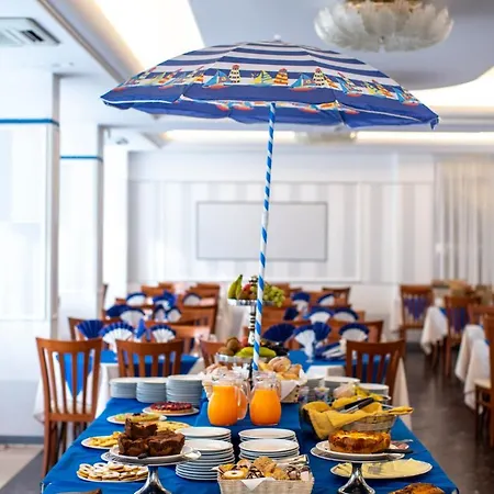 Hotel Holland 3*