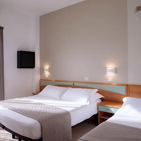 Holland 3* 里米尼