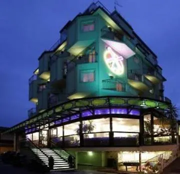 酒店 Holland 里米尼