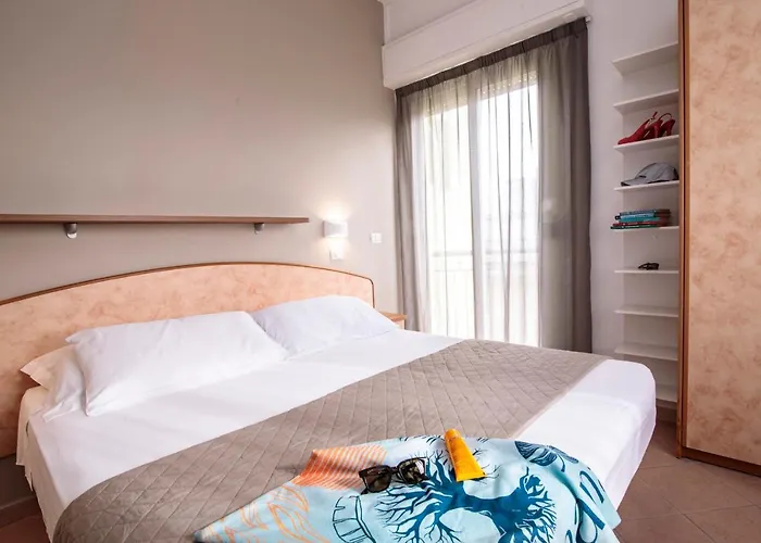 Hotel Holland 3*