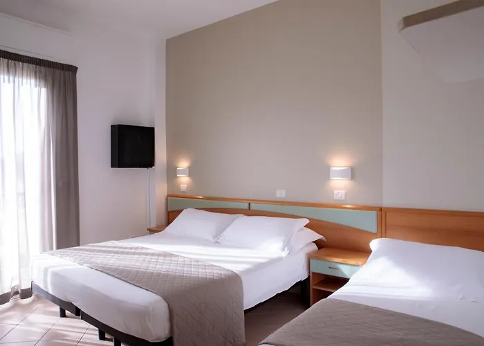 Holland 3* רימיני